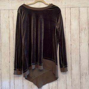 Easel Olive Green Velveet Tunic